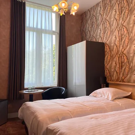 Canteklaar Hotel