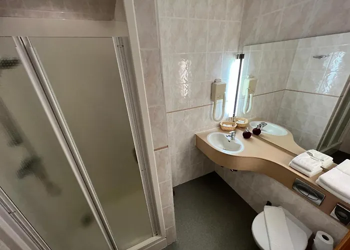 Canteklaar 2* 데한